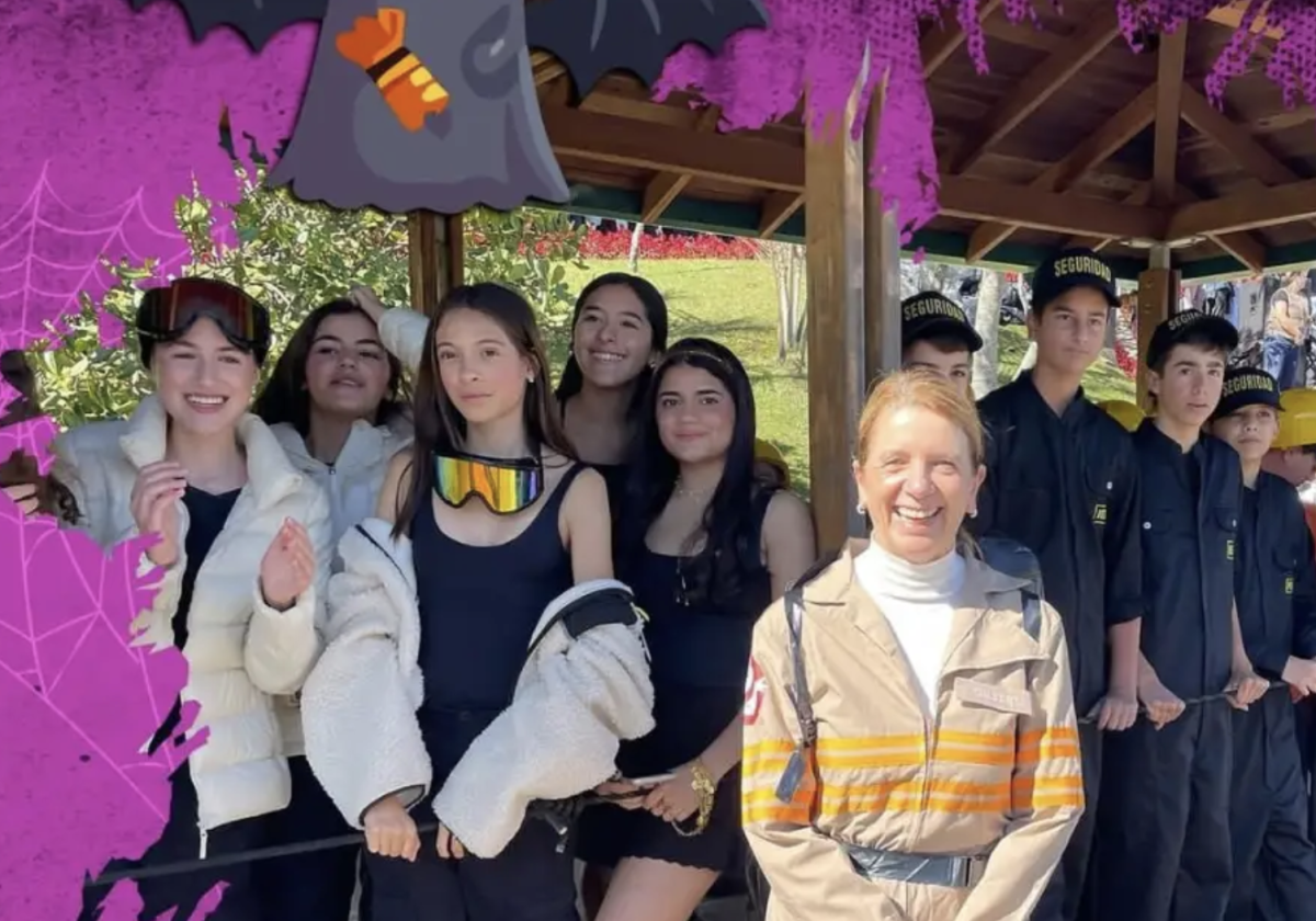 High School Halloween Brings Students and Teachers Together